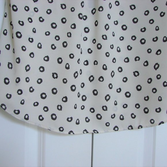 Zara Black and White Pattern Zipper Front V-neck Tunic Blouse Office Size Medium - Picture 12 of 12